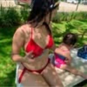 Meet your Posher, Daniela